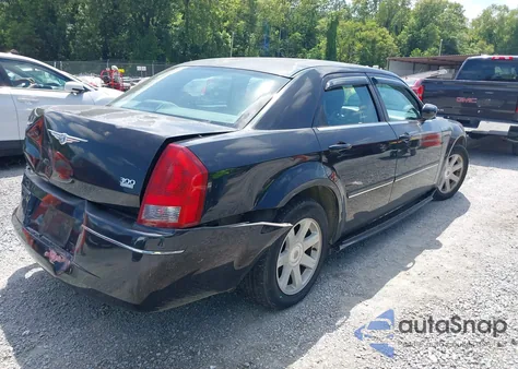 2005 Chrysler 300 Touring from USA, damaged, VIN 2C3JA53G05H525848